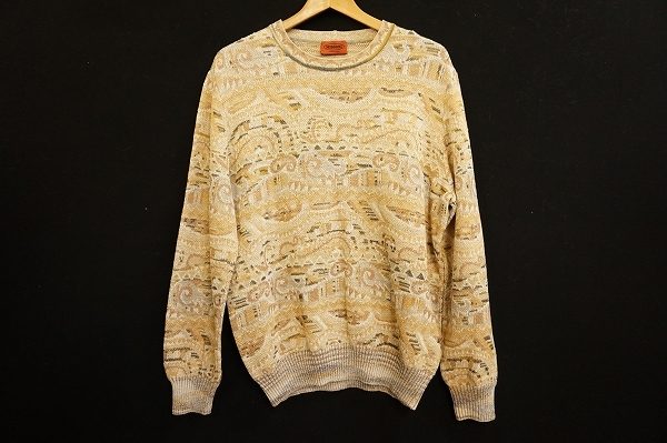 独創的なデザインで主役級なミッソーニのニットを買取いたしました