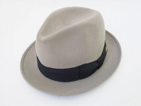 セレブにも人気のノックスの中折れハットを買い取りました