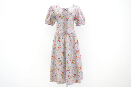 いちごの愛らしさ満点！ピンクハウスのワンピースを買取いたしました