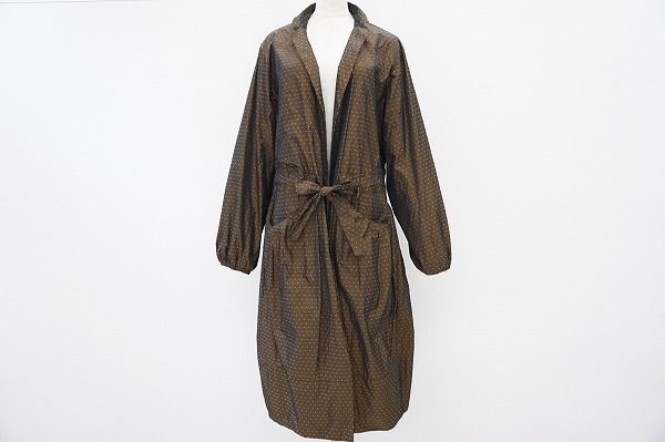 角度によって表情が変わるリリットセンソユニコのコートを買い取りました