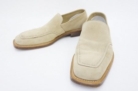 イタリア製チヴィディーニのオフホワイトローファーをお譲りいただきました