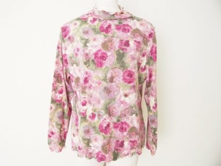 見惚れるほどのバラ柄の美しさ、バラ色の暮しのカットソーを買取いたしました