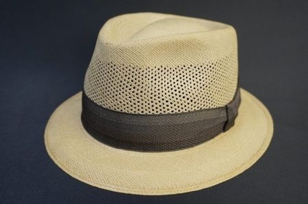 粋な紳士スタイルにもおすすめの銀座トラヤ帽子店のパナマハットをお譲りいただきました