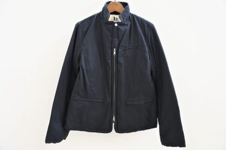 ダウンなのにスッキリシルエットなティービーセンソユニコのダウンジャケットを買取いたしました