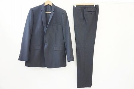 大人の色気を感じるドルチェ&ガッバーナのスーツを買取いたしました