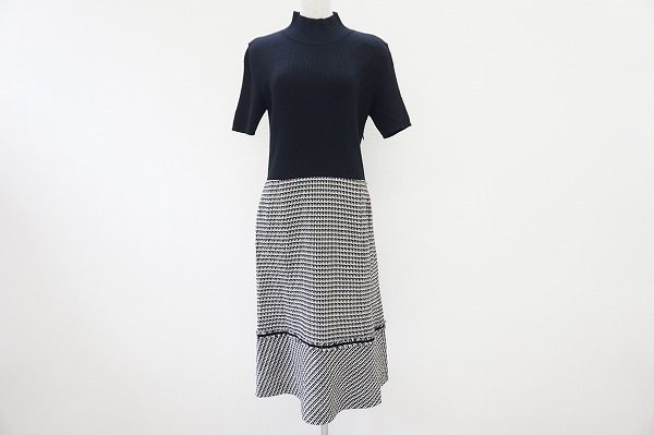 清楚に着こなしたいレリアンの切り替えワンピースをお譲りいただきました