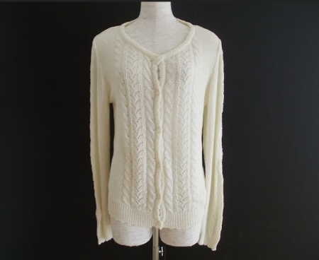 くすみ等の年齢肌の悩みを吹き飛ばしてくれすオフホワイトは着回し力も抜群！ピンクハウス PINKHOUSEの長袖ニットカーディガンを買取させて頂きました。