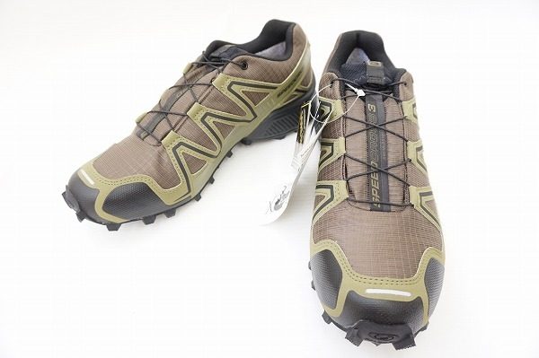 アウトドア時のパフォーマンスを上げる、サロモンのスニーカーを買取いたしました