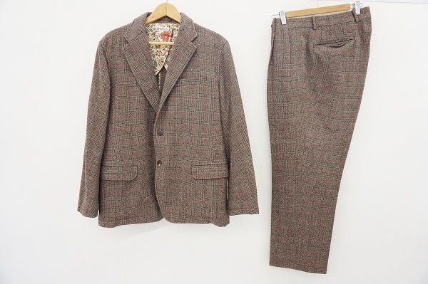 ダンディなスタイルに！カールヘルムのグレンチェックスーツを買い取りました