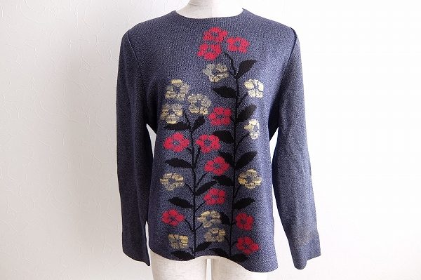 サイトウトヨコの花モチーフ長袖ニットを買い取りました