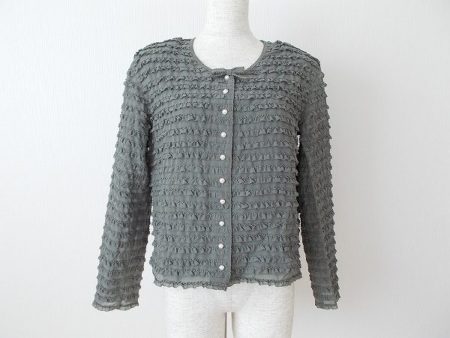 フリルがスイートなカネコイサオのアンサンブルを買い取りました