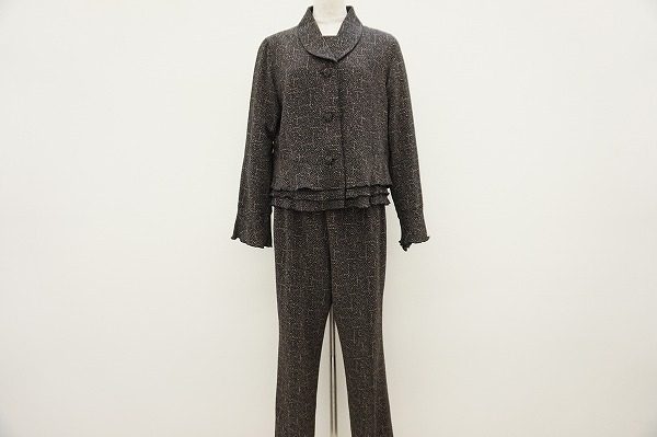 きちんと感があって着心地抜群、詩仙堂のセットアップを買取いたしました