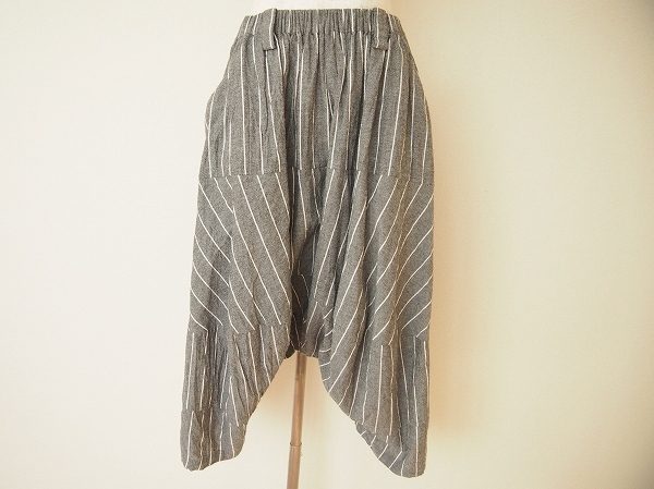 アーバンスタイルにもぴったりのメフウセンソユニコのストライプ柄パンツを買い取りました