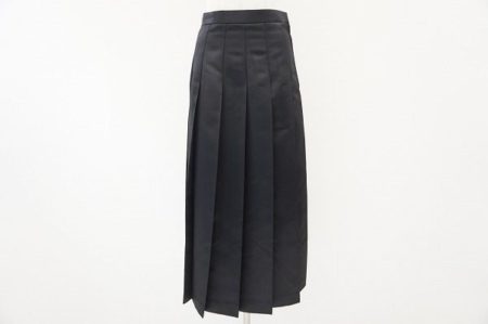 大きめプリーツが新鮮なコムデギャルソンのプリーツスカートをお譲りいただきました