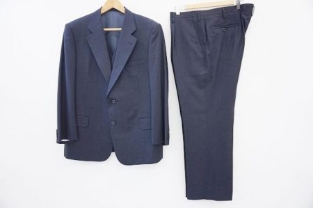高級志向の大人男性におすすめしたい、英国屋のスーツを買取いたしました