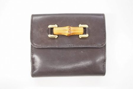 コンパクトで収納力抜群、グッチの財布を買取いたしました