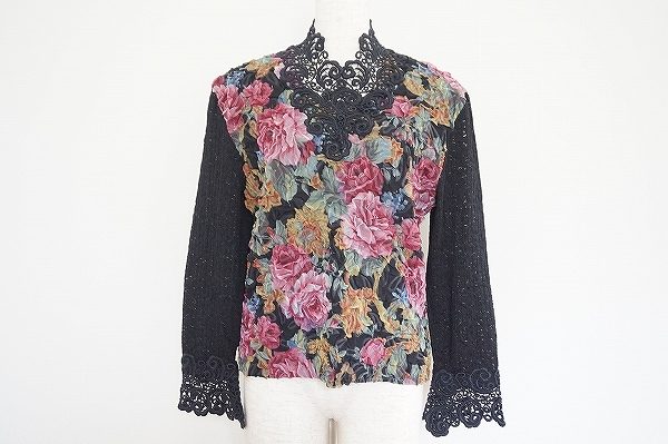 バラ柄とレースが美しいノンノンドールのトップスを買い取りました