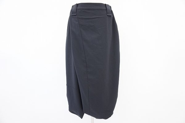 モユルセンソユニコのボトムスを買い取り査定させていただきました