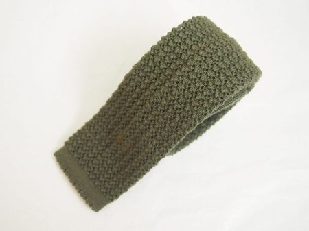 いつものネクタイと違う雰囲気を出せる、エルメスのニットネクタイを買取いたしました