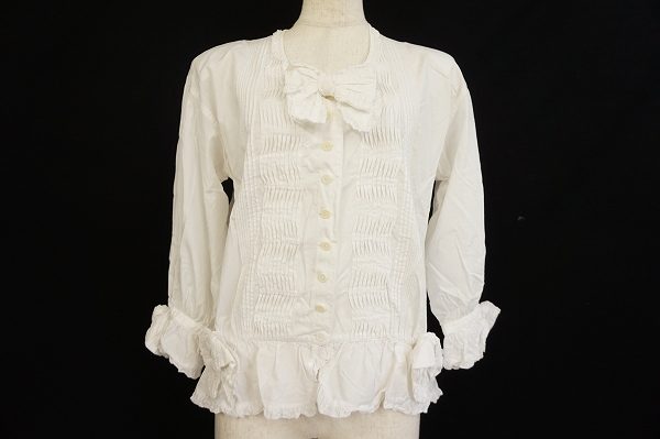 可愛いの王道！ピンクハウスのリボンつきブラウスを買い取りました