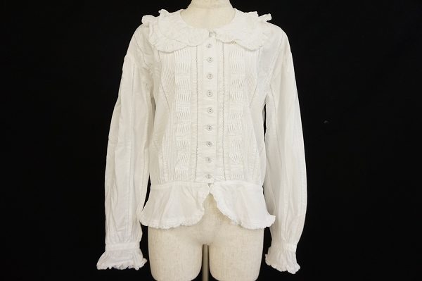 着回し力も抜群のピンクハウスのフリルブラウスを買い取りました