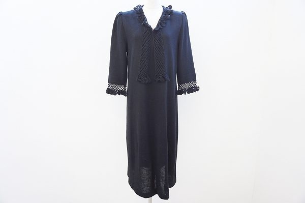 すらりと軽やかに上品美しい、斉藤都世子のワンピースを買取いたしました