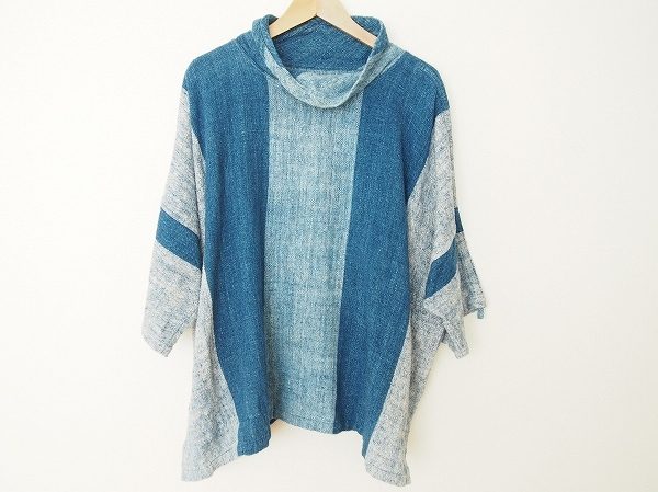 ブルーに心を掴まれるうさとのプルオーバーを買い取りました