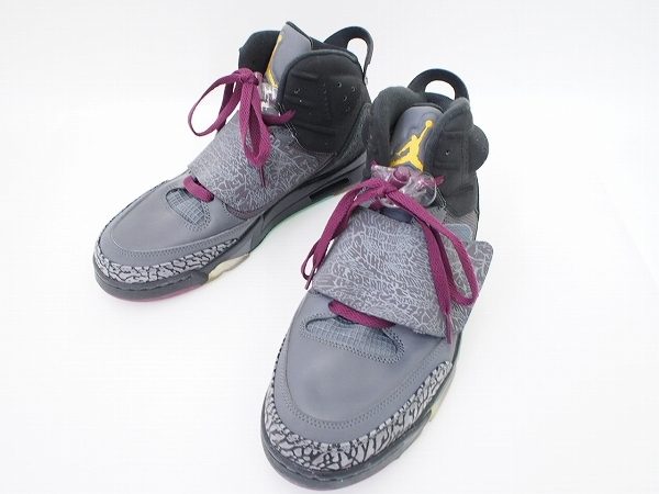 普段スニーカーを履かない方にもおすすめしたいナイキのスニーカーを買い取りました