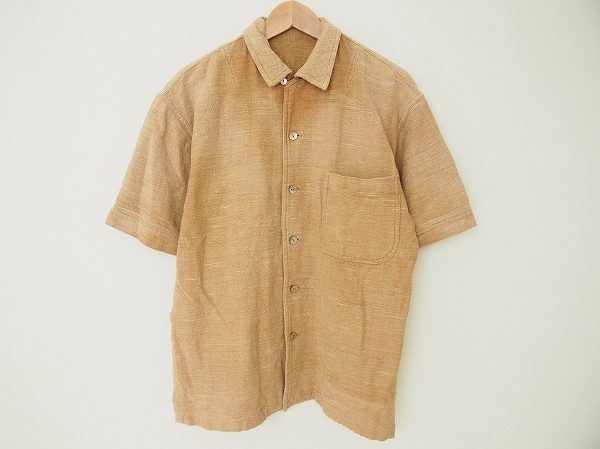 ナチュラルな素材感が魅力のうさとの半袖シャツを買い取りました