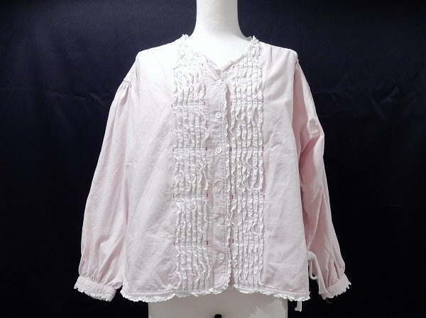 繊細なフリルディティールが素敵なピンクハウスのブラウスを買い取りました