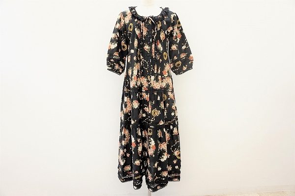 大人華やぐ、ピンクハウスのワンピースを買取いたしました