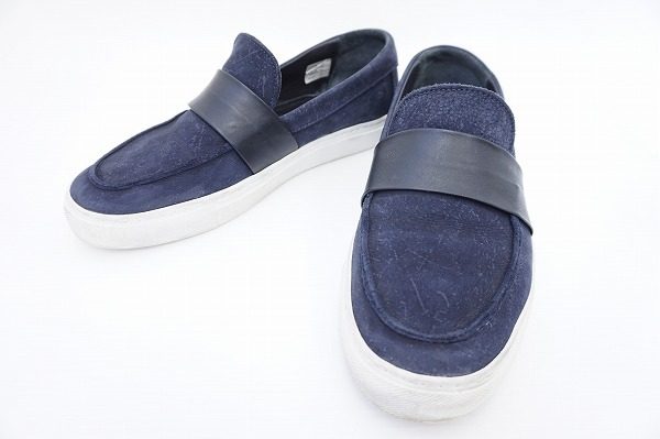 大人の色気が感じられるディエッメのスリッポンを買い取りました