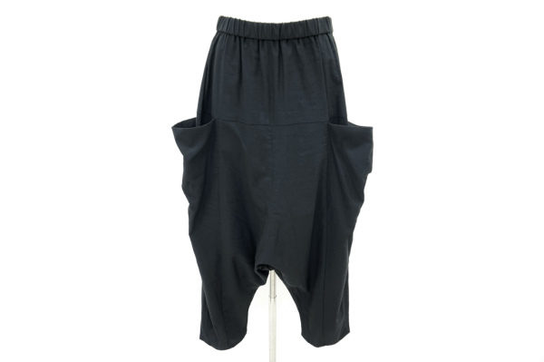シルエット可愛い、慈雨センソユニコのサルエルパンツを買取いたしました