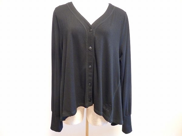 エイココンドウの変形Vネックカーディガンを買い取りました