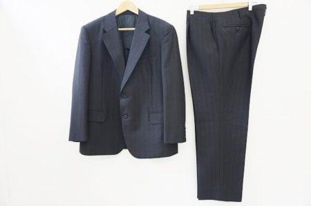 銀座英国屋のモヘア混スーツを買い取りました