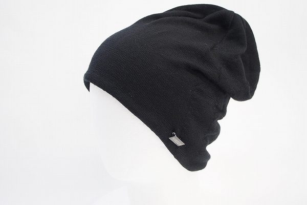 しっくり馴染んで重宝する、マニエラのニット帽子を買取いたしました