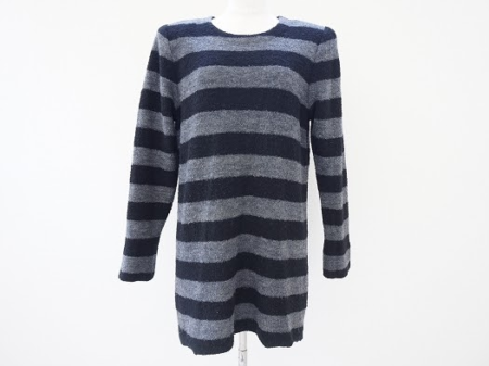 黒×グレーのボーダーチュニック！斉藤都世子