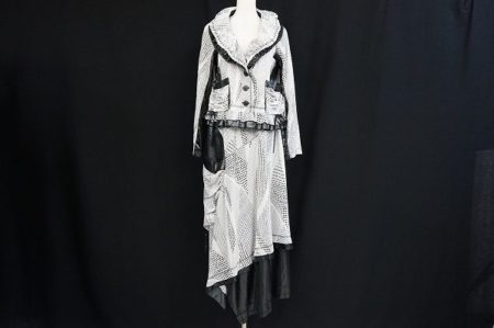 メリハリのついたセンス高いスタイルに。イークラットセンソユニコのセットアップを買取いたしました