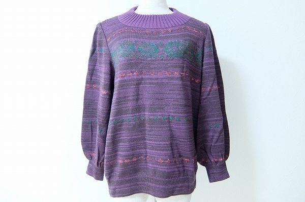 しっかり編みで秋冬大活躍、斉藤都世子のニットを買取いたしました