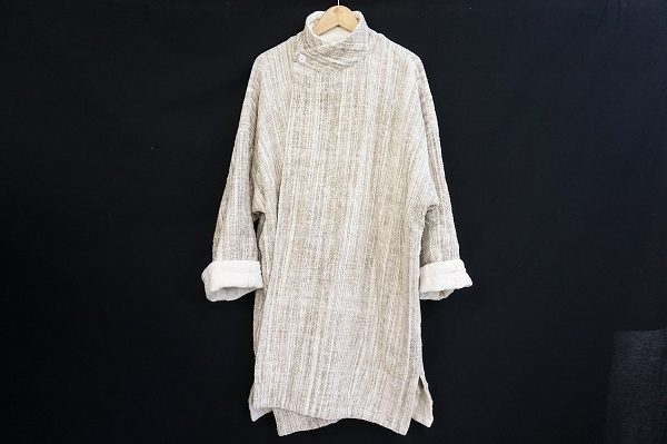 ナチュラルで素朴な風合いが楽しめる、うさとのコートを買取いたしました