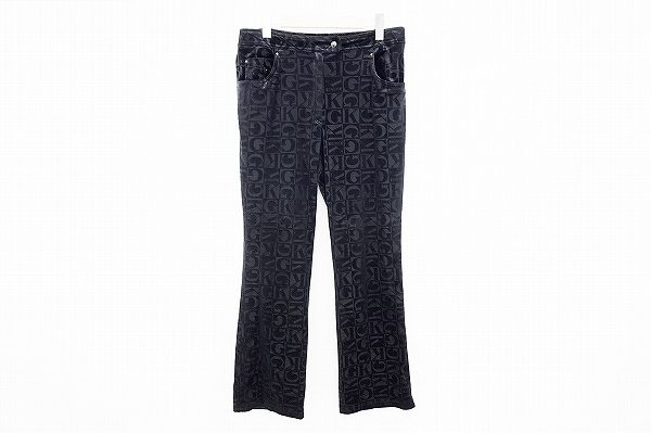 ちょっとコーディネートがさびしい時にもおすすめ！伊太利屋の総柄パンツを買い取りました