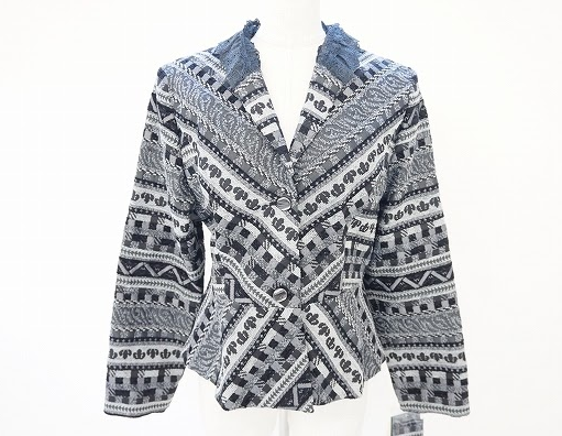 未着用のタグ付きジャケット！バラ色の暮し