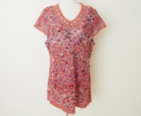 モヘヤで華やかなバラクラのチュニックを買取させて頂きました。