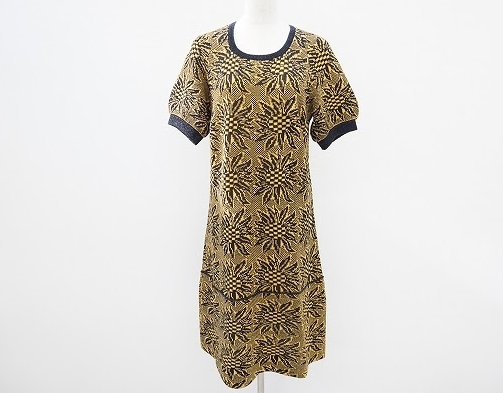 黄×黒のコントラストがポップな斉藤都世子のワンピを買取させて頂きました。