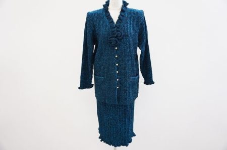 優雅で気品漂う、斉藤都世子のスーツを買取いたしました