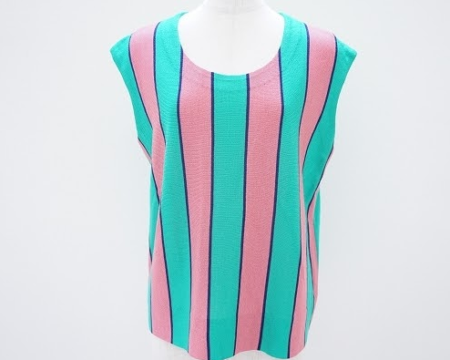ポップなカラーのストライプ柄カットソー！斉藤都世子
