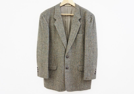 コーデに遊び心を！パパスのツイードジャケット