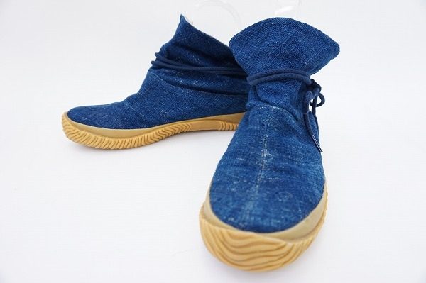 布のあたたかさに包まれる、うさとのシューズを買取いたしました