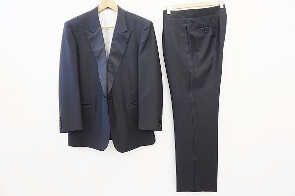 最高級の仕立て！英国屋のタキシードを買い取り査定させていただきました