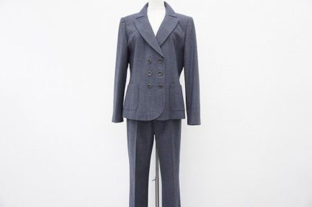 マニッシュに着こなしたいジュンアシダのパンツスーツを買い取りました